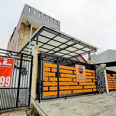 Jabusimo Syariah Redpartner Hotel Jakarta Luaran gambar