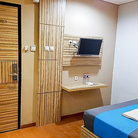 Jabusimo Syariah Redpartner Hotel Jakarta Luaran gambar